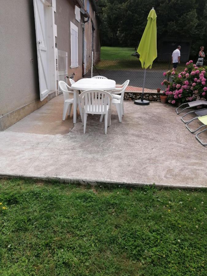 Gite En Brenne Les Chenes Merigny Kültér fotó